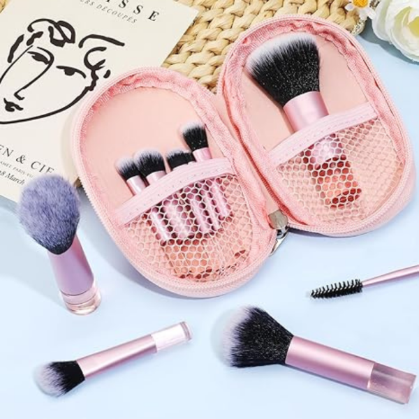 10 Pcs Makeup Brush With Pouch